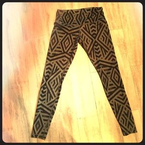 Lululemon wunder under leggings